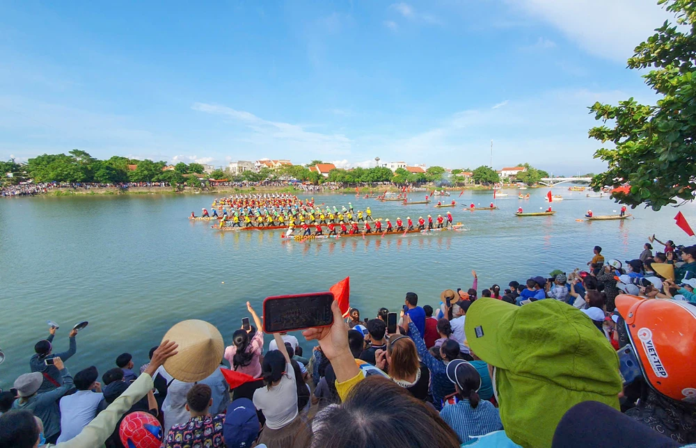 Du-lich-Quang-Binh-thu-hon-200-ti-dong-dip-Quoc-khanh-2-9 (2).jpg