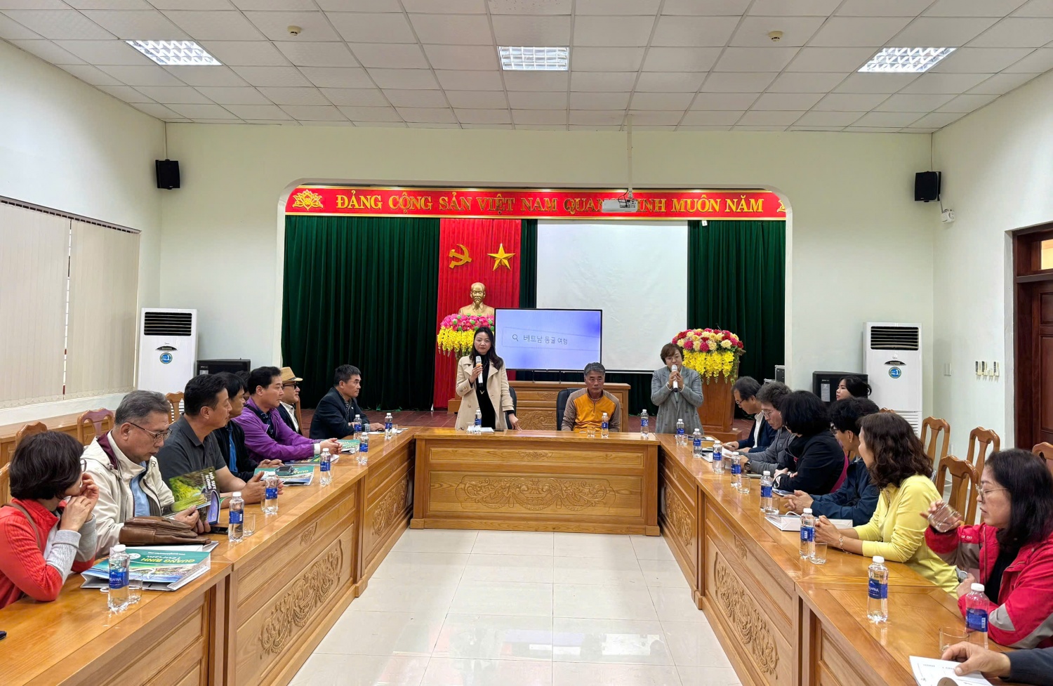 Liên minh các doanh nghiệp du lịch Hàn Quốc và Hiệp hội du lịch Thủ đô Seoul, TP. Busan (Hàn Quốc) khảo sát du lịch Quảng Bình