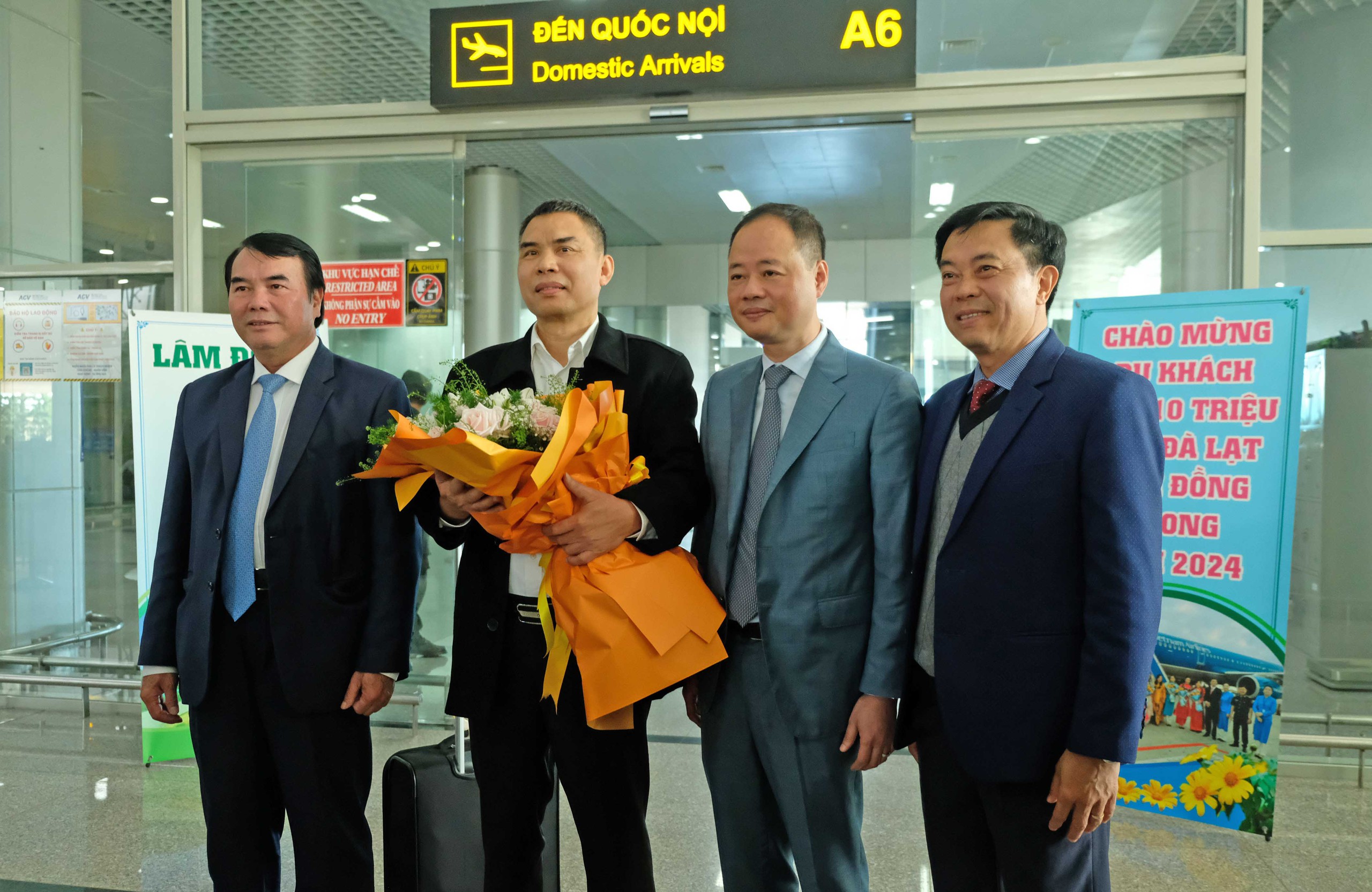 Lâm Đồng lần đầu đón 10 triệu du khách- Ảnh 1. Lâm Đồng lần đầu đón 10 triệu du khách- Ảnh 1.